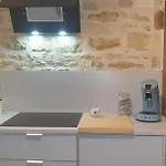 Chez Emile 2 Avec Jardin Prive Holiday home