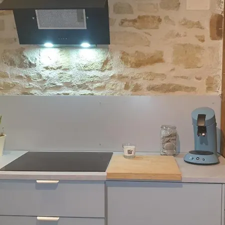 Chez Emile 2 Avec Jardin Prive בית נופש