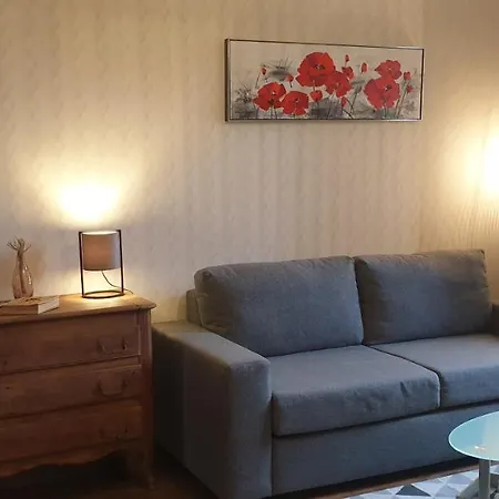 בית נופש Chez Emile 2 Avec Jardin Prive *