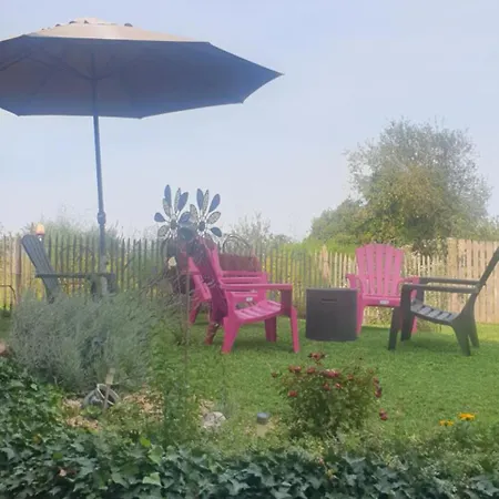 Chez Emile 2 Avec Jardin Prive Humes-Jorquenay