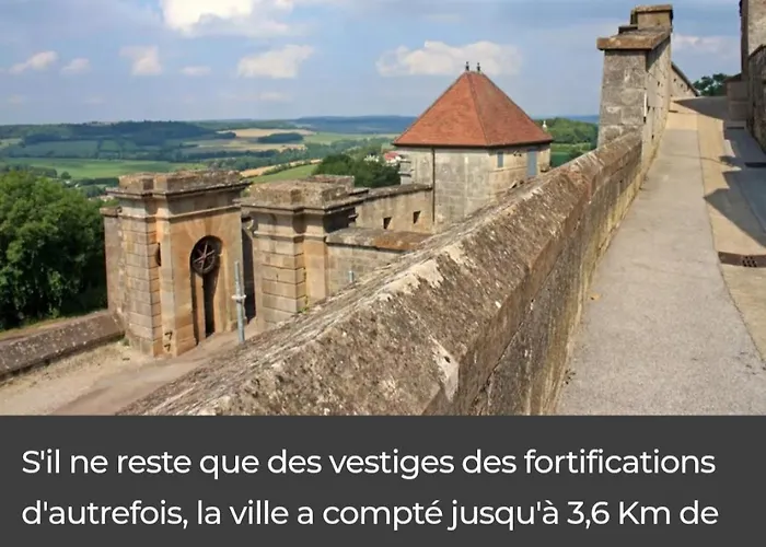 Vakantiehuis Chez Emile 2 Avec Jardin Prive Humes-Jorquenay