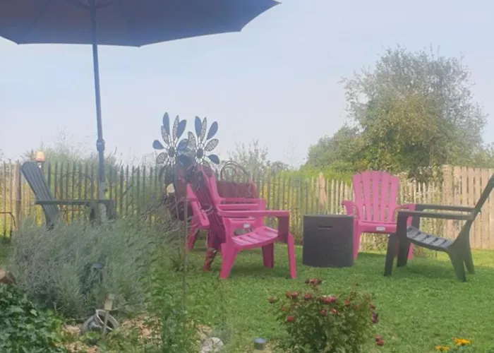 Chez Emile 2 Avec Jardin Prive Humes-Jorquenay