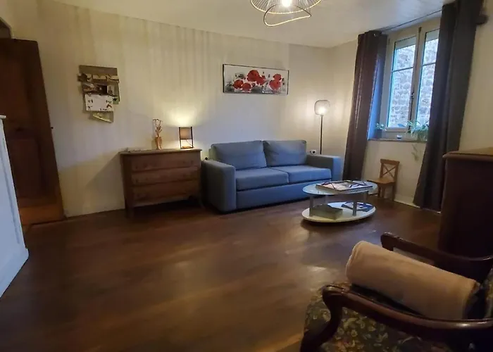 Chez Emile 2 Avec Jardin Prive Humes-Jorquenay